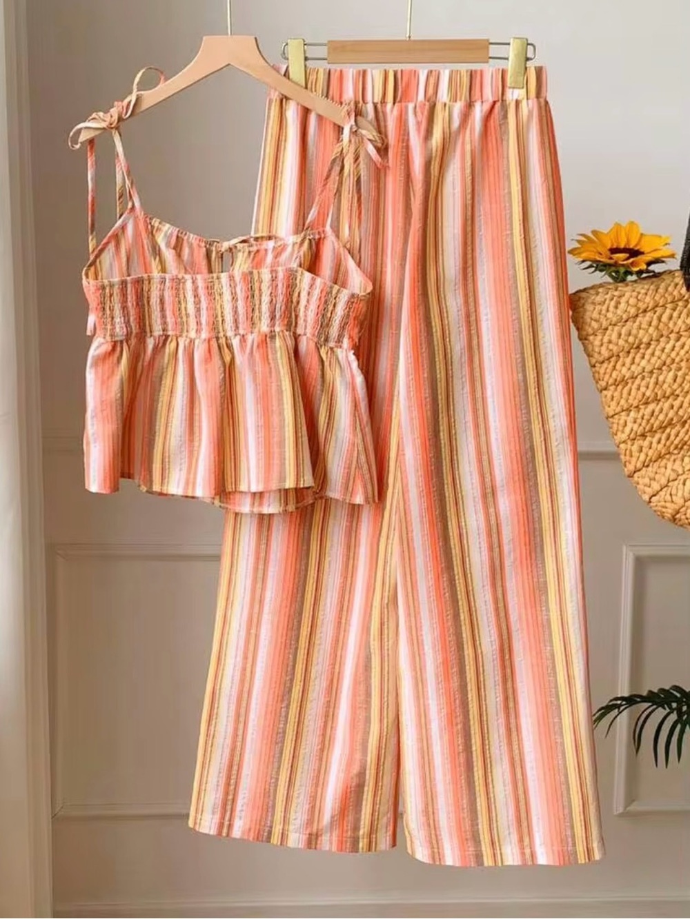 Color-block Striped Wide Leg Pants Set - Picture 2 of 7